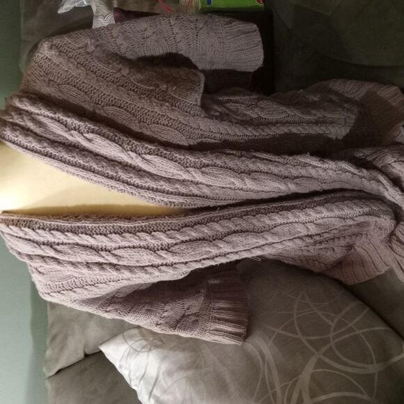 Cozy Cable Knit Sweater - Taupe - Picture 2 of 7